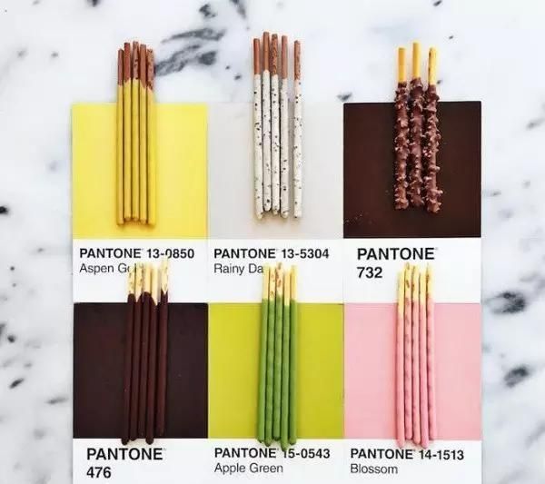 设计师|设计师是好色之徒吧不然怎么能拍出这组创意十足的食物色卡