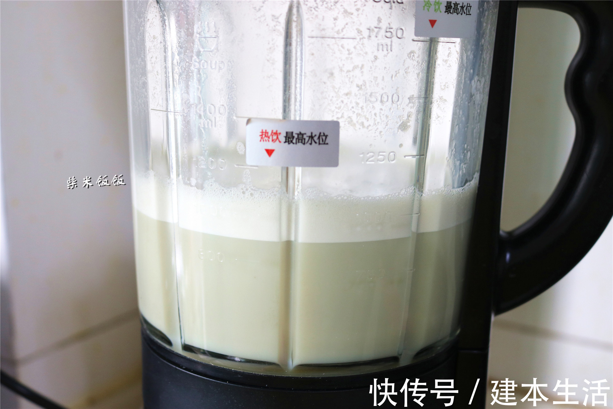 豆浆|夏季喝豆浆,别只放黄豆,多加这3样,清热润肺又消暑