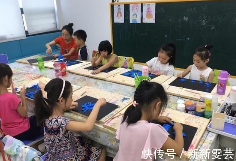 孩子|幼儿园有没有必要上?去过幼儿园和直升小学的孩子,长大后有差距