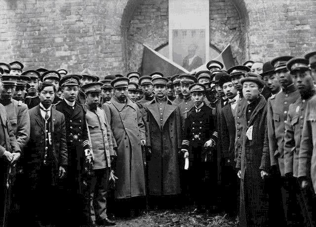 挽联|孙中山先生下葬时,袁世凯的儿子写下这样一副挽联,不愧是才子!