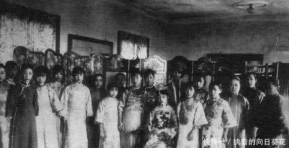 漂亮|清朝灭亡后，漂亮的格格怎么样了这些大明星还有这样的背景！