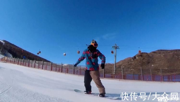 滑雪|记者调查丨冬奥带起滑雪热 室内滑雪受追捧 山东年度参与冰雪运动人数达千万