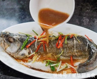 食材|做菜时，别随便放大蒜！谨记“3放3不放”，放错菜难吃还浪费！