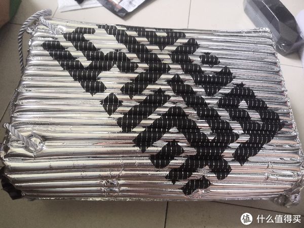 mono|灯家跑鞋展览 篇二十四：必迈 惊碳plus开箱体验