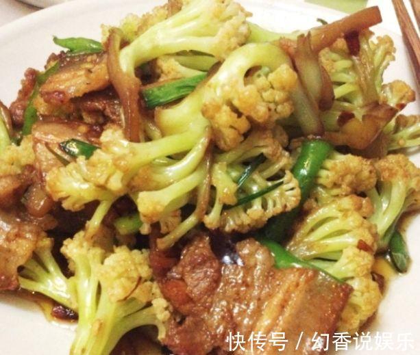 炒花菜的第一步不是焯水，只要这一步，花菜又香又脆，十分下饭