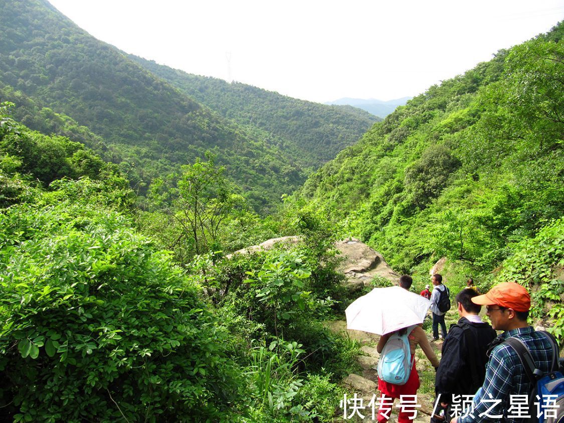 世外桃源|翻过栲栳山，眺望里杜湖水库边的村落，进入世外桃源