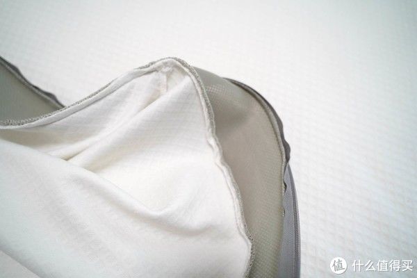 扫地机|老装修升级计划 篇一百零二：新房选了新家具，入手8H Feel智能真皮电动床X