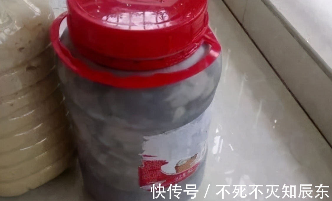 学会制作这3样养花肥,掌握正确用法,不花钱就能用上好肥料