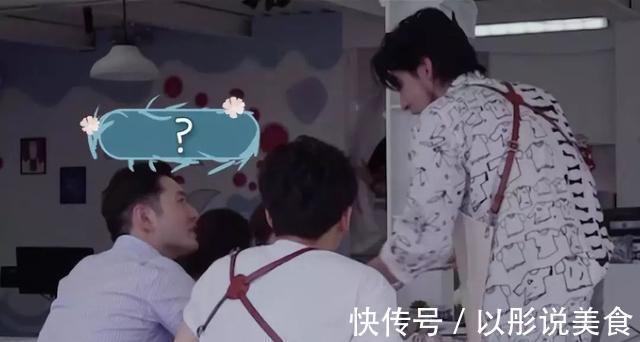 黃曉明活動現(xiàn)場再現(xiàn)“明言”，一句“您大還是我大”讓張紹剛尷尬