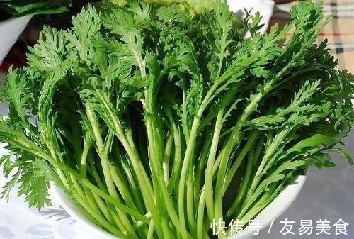 胡医师|会吃的女人皮肤好，推荐以下3种食物，美白淡斑，改善肤质