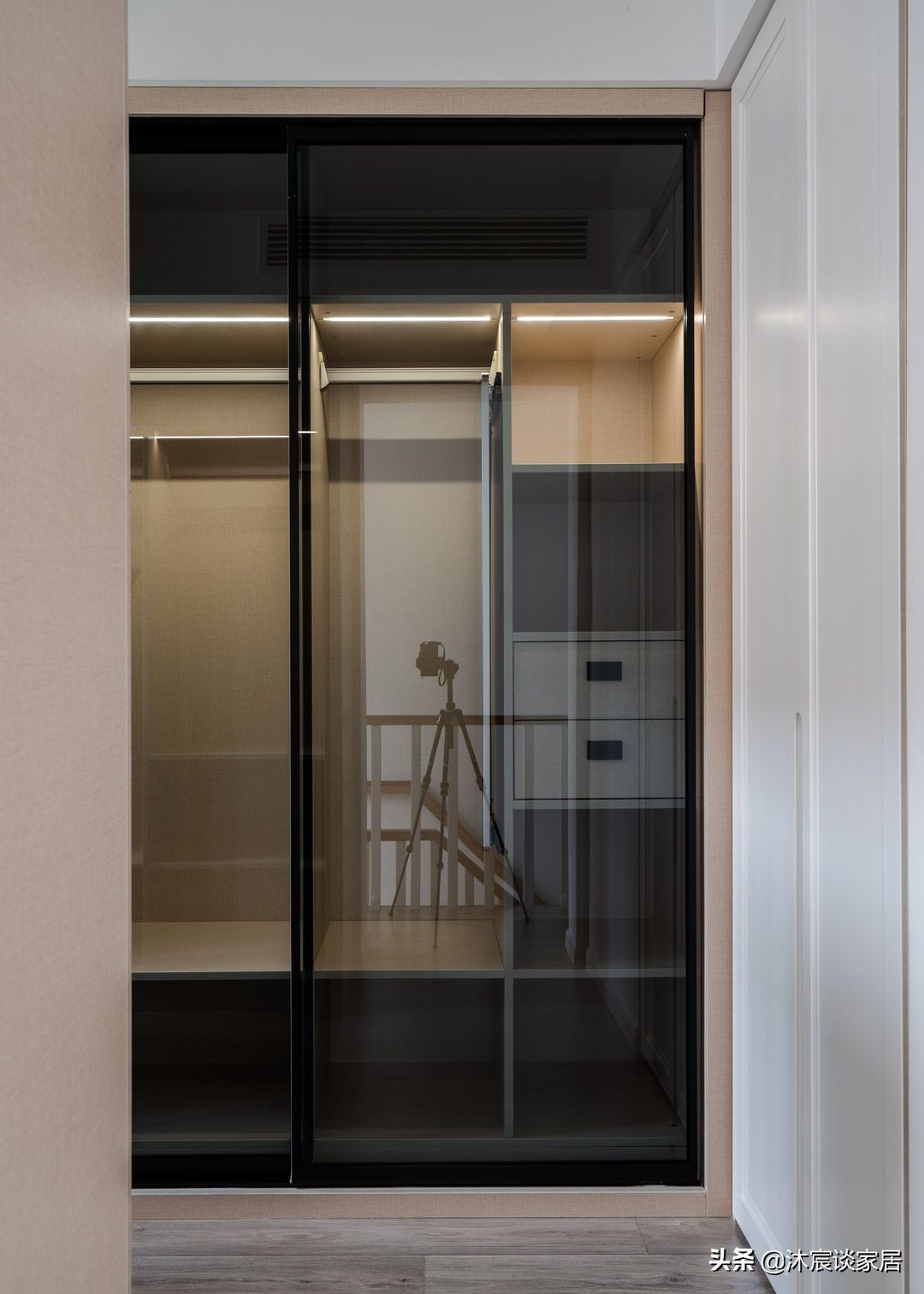 垃圾粉碎机|等我再装修，玄关就学她家这样，一半瓷砖一半漆，温馨自然有格调