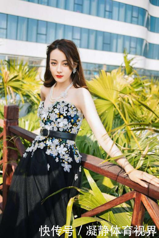 不管你是奔几的女性,这4种显老发型千万别留,不仅像大妈还伤发