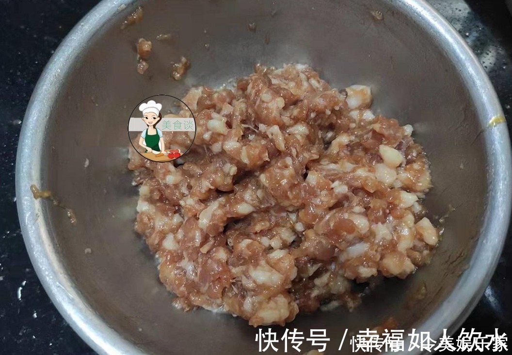 年夜饭必备此菜,蒸一蒸10分钟就好,好看好吃寓意好,待客有面子