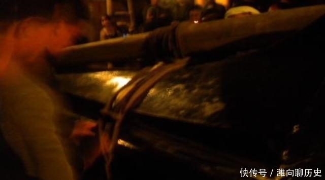 诸葛亮|为何诸葛亮临死要求“四人抬棺,往南走,绳断下葬”原来另有隐情!太高深了