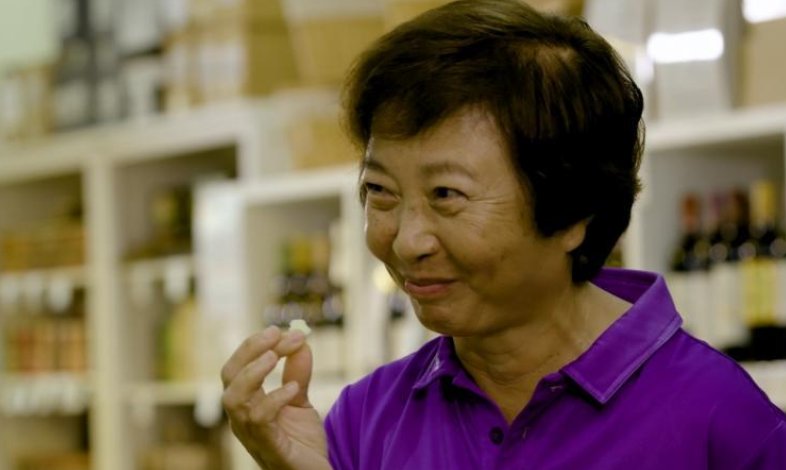 新加坡综艺节目 挑战畏惧食材发现新味道