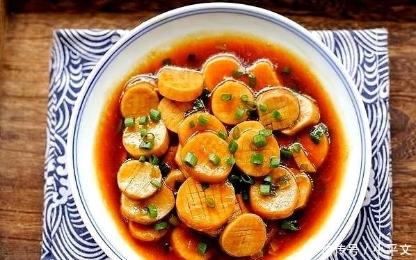 教用杏鲍菇做出鲍鱼既视感,口感外观像真鲍鱼,鲜嫩又肥美