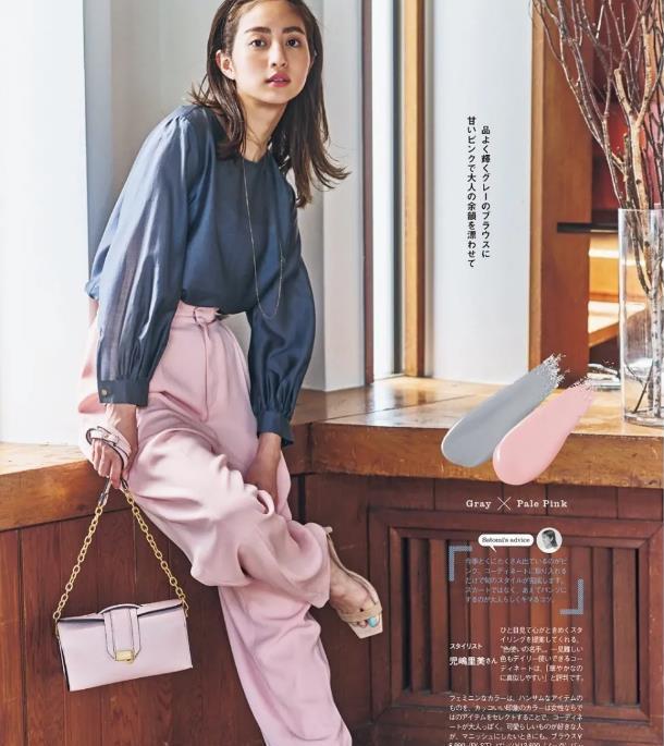 极简|日本小姐姐的“熟龄极简风”穿搭:高级的搭配,才不需要“复杂”