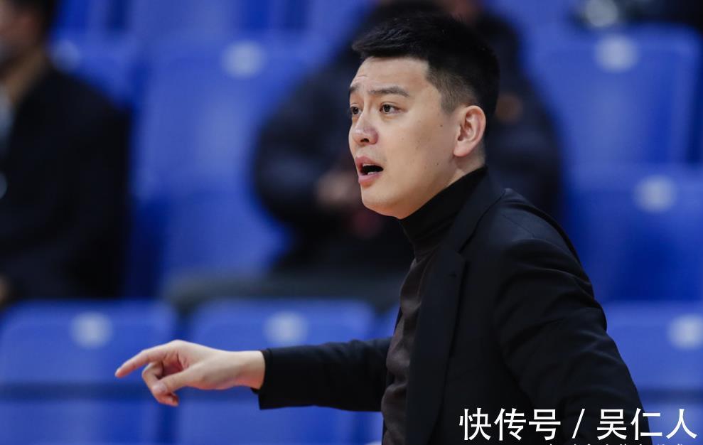 首钢|三旬老汉教首钢双塔做人,辽宁胜首钢最大的功臣应该是李晓旭