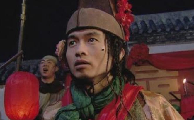 小人&此无耻小人混上梁山,外号狂实力弱,与鲁智深一战才知他真有本事