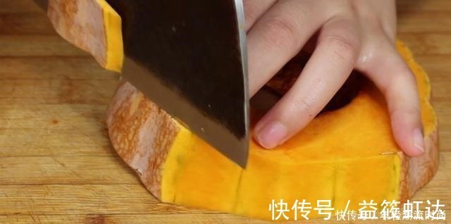 红糖|南瓜别做南瓜饼了，教你个神奇做法，简单又美味，给肉都不换