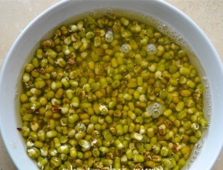 绿豆|自己在家种豆芽,1个平底锅,4天一茬,随吃随种,安全更放心