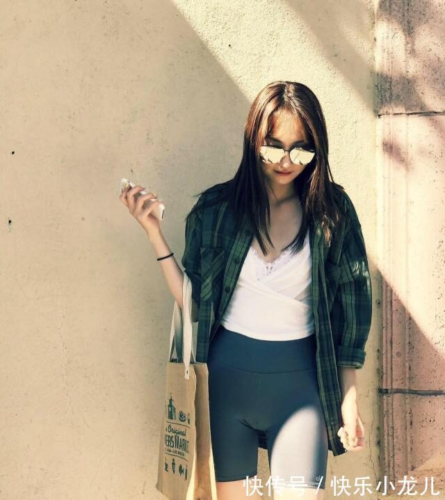 装扮 打底裤穿起来增高显瘦,展现甜美气息