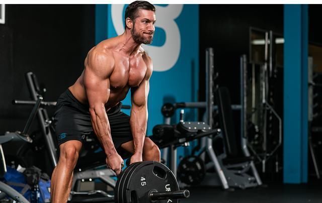 斜板|那些“总是被忽视”的背部动作,实际上是你变强的秘技!