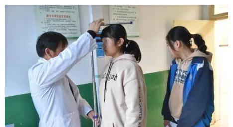 鸡蛋|11岁女孩身高168,医生:三种食物是身高“增长剂”,可多吃