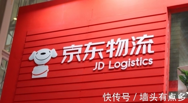 巴菲特|京东面临破产时,刘强东找张磊借7500万美元,张磊却给他3亿美元