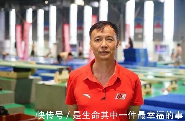 小姑娘|教练三个字灵魂拷问全红婵!红姐不知如何回答,14岁的天才无奈了