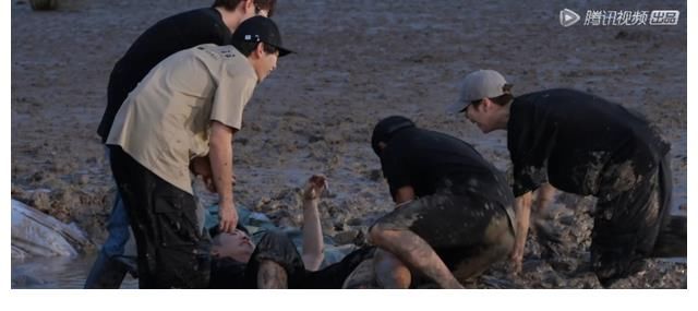 劉昊然參加五哈，被整慘，提前拒絕上向往，彭昱暢一臉苦笑