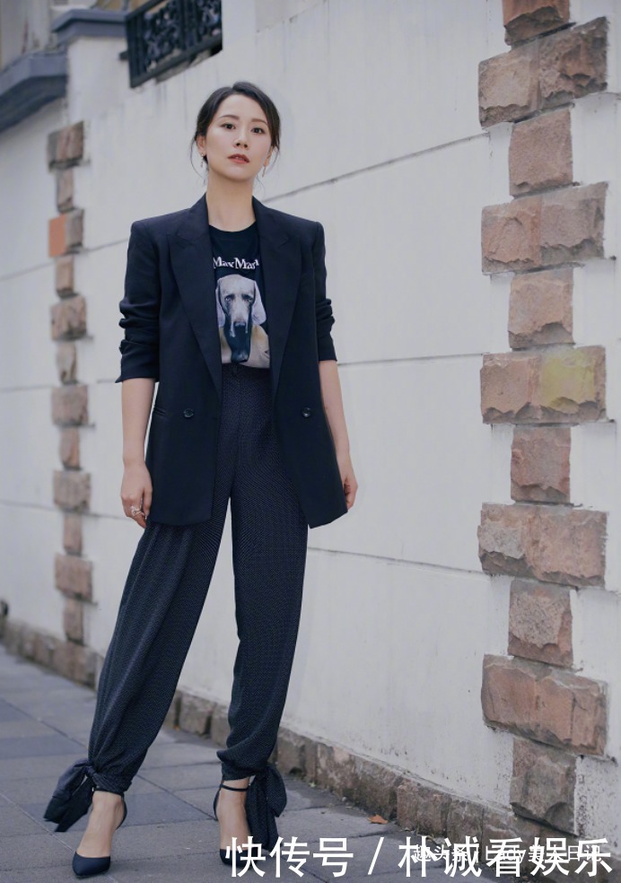 梨形身材穿紧身裤真的很老土!秒变仙女不是没办法,看看这些搭配