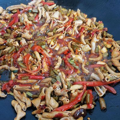 泡辣椒|酸豇豆炒鹅肠
