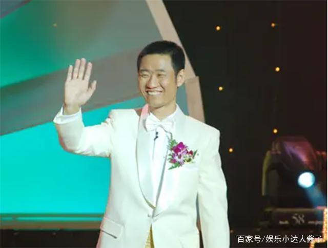 歌手丛飞为公益倾家荡产,为何患癌后涌现白