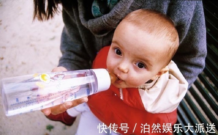 喝水|给孩子喝水有讲究，这三个时间点不要给孩子喝水，影响健康