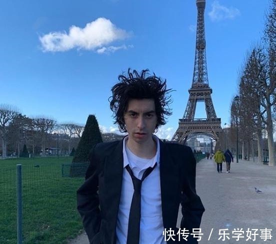 滑板 撩LV总监，穿10W天价球鞋，他是我见过最“烧钱”的板仔！