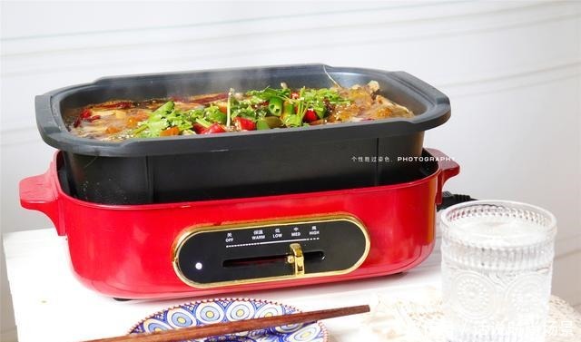 天冷了教你在家做香辣鱼火锅,鲜嫩入味,成本不到40元