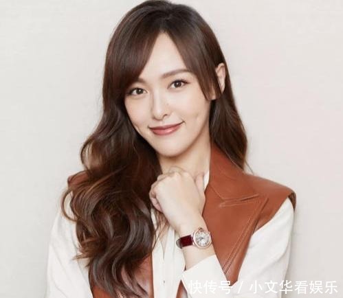 饰品|女人过了40岁,尽量少戴这5种“饰品”,显廉价没气质还很掉价