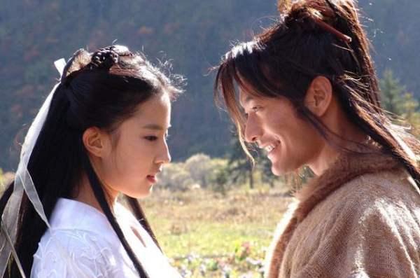 杨康|金庸“抹黑”杨家将有何深意?金庸:仔细看一下他们的经历