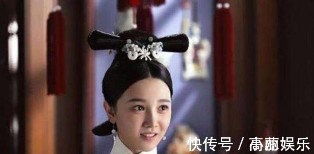 穷秀才#上联兔子不吃窝边草!穷秀才对出绝妙下联,成功抱得美人归!