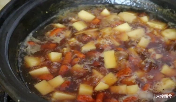 芋头最近火了，多给家人做，不蒸不炒不炸，营养解馋又滋补