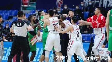杨鸣|晴天霹雳,大韩重伤辽篮再遭打击,郭艾伦突传坏消息