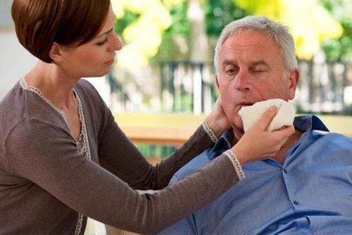 出血性中风|中风很可怕，到底该如何预防？专家为你解答