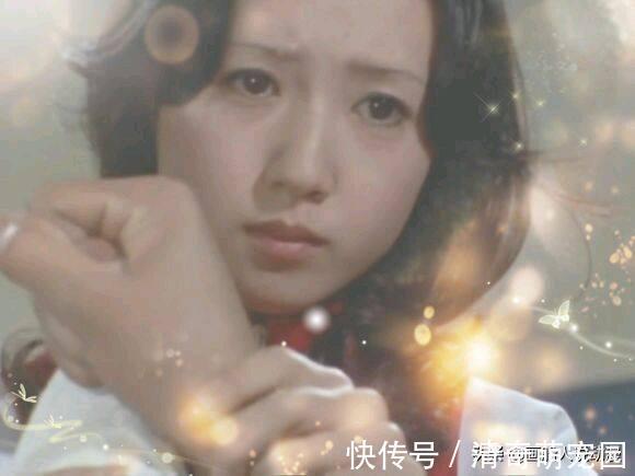 奥特曼|谜题已经解开了,另外的两个石像也是迪迦奥特曼