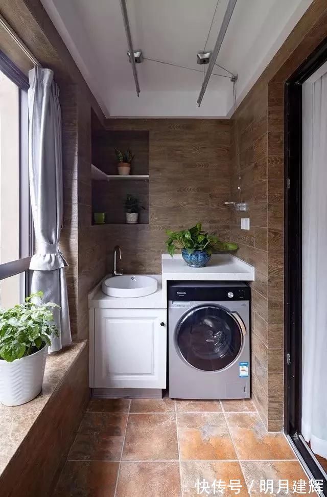 洗衣机|阳台放个洗衣机,做洗衣房就好了,改成其他空间反而不好用