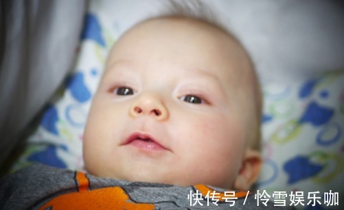 六个月|奶奶好心办坏事,导致六个月孙子检查身体脊柱变形,家长长点心