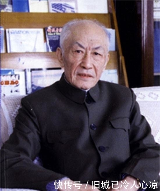 华罗庚|中国的五大国宝级人物,数学之父华罗庚排在第三,第一位实至名归