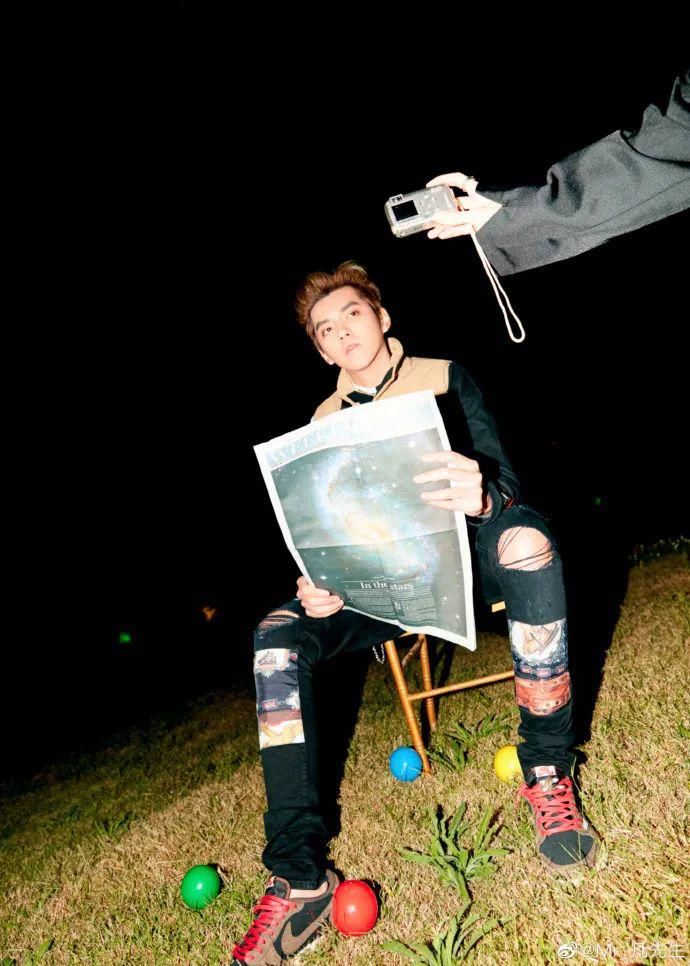  吴亦凡|吴亦凡的嘻哈厂牌搞起来了！他最近穿的鞋也继续飞