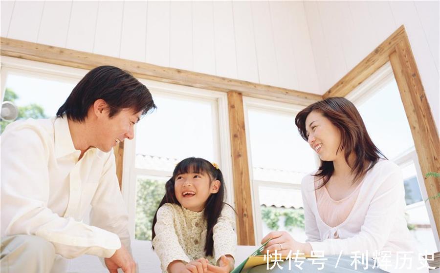 家长们|孩子有3种表现,说明父母做的太多,家长们该学会放手了