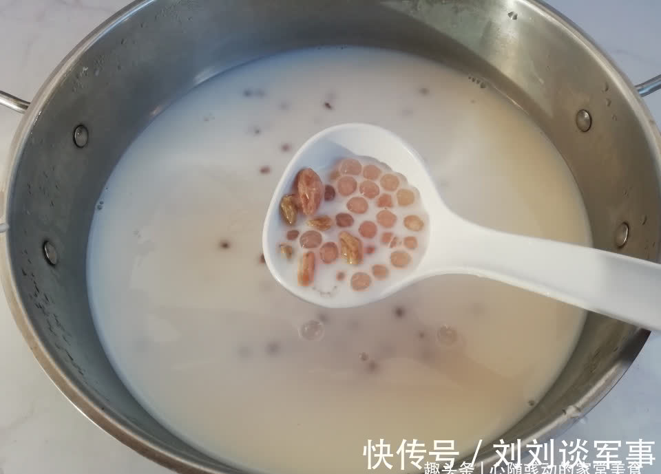 西米|处暑过后,最该吃此物,加3样煮一锅,低脂又营养,比喝奶茶强